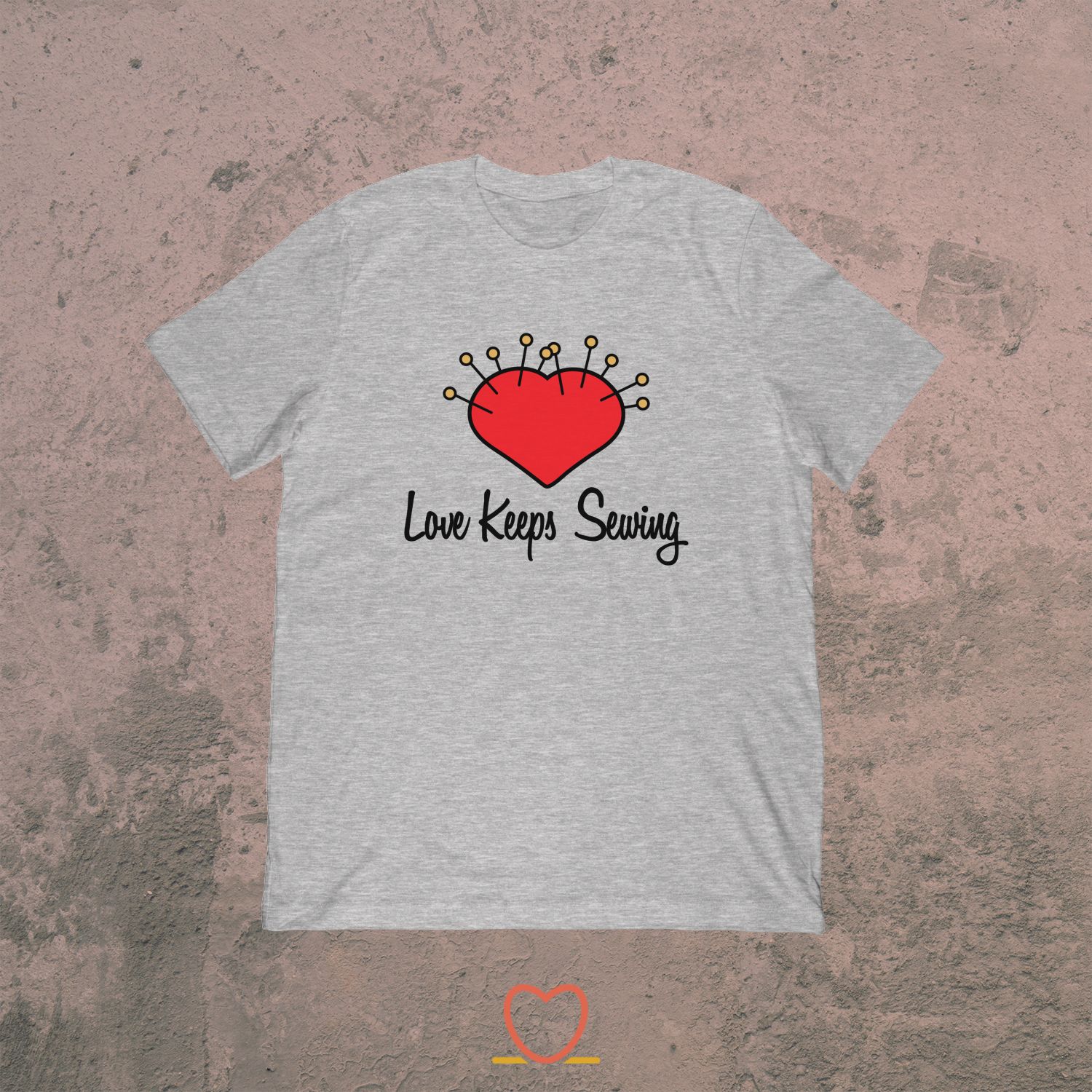 Love Keeps Sewing – Sewing Tee